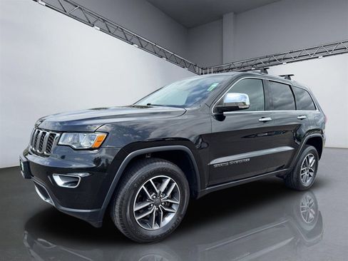 Used 2019 Jeep Grand Cherokee Limited AWD/4WD image 11