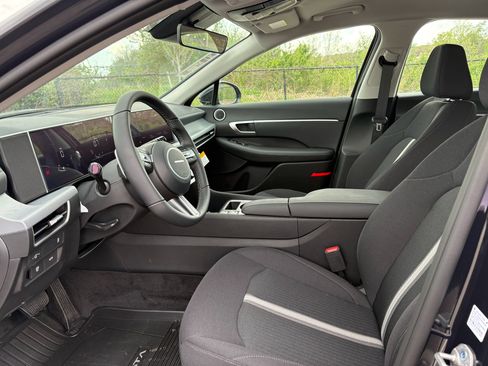 New 2026 Hyundai Sonata SEL FWD image 12