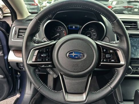 Used 2018 Subaru Outback 2.5i Limited AWD/4WD image 16
