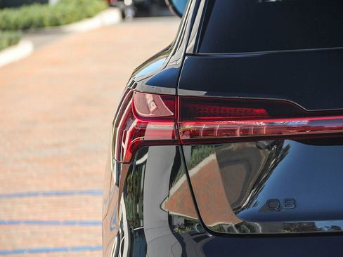 Certified 2024 Audi Q8 e-tron Premium Plus image 8