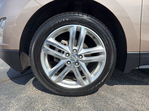 Certified 2018 Chevrolet Equinox Premier AWD/4WD image 9