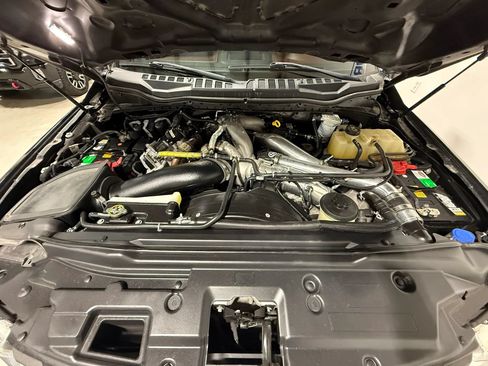 Used 2020 Ford F350 Platinum AWD/4WD image 19