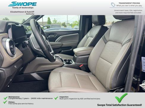 Used 2025 Chevrolet Colorado ZR2 w/ Technology Package AWD/4WD image 15