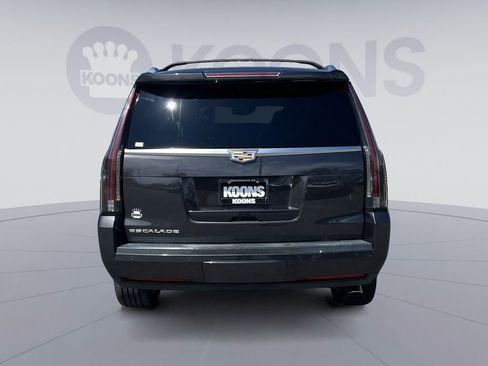 Used 2016 Cadillac Escalade Platinum image 15