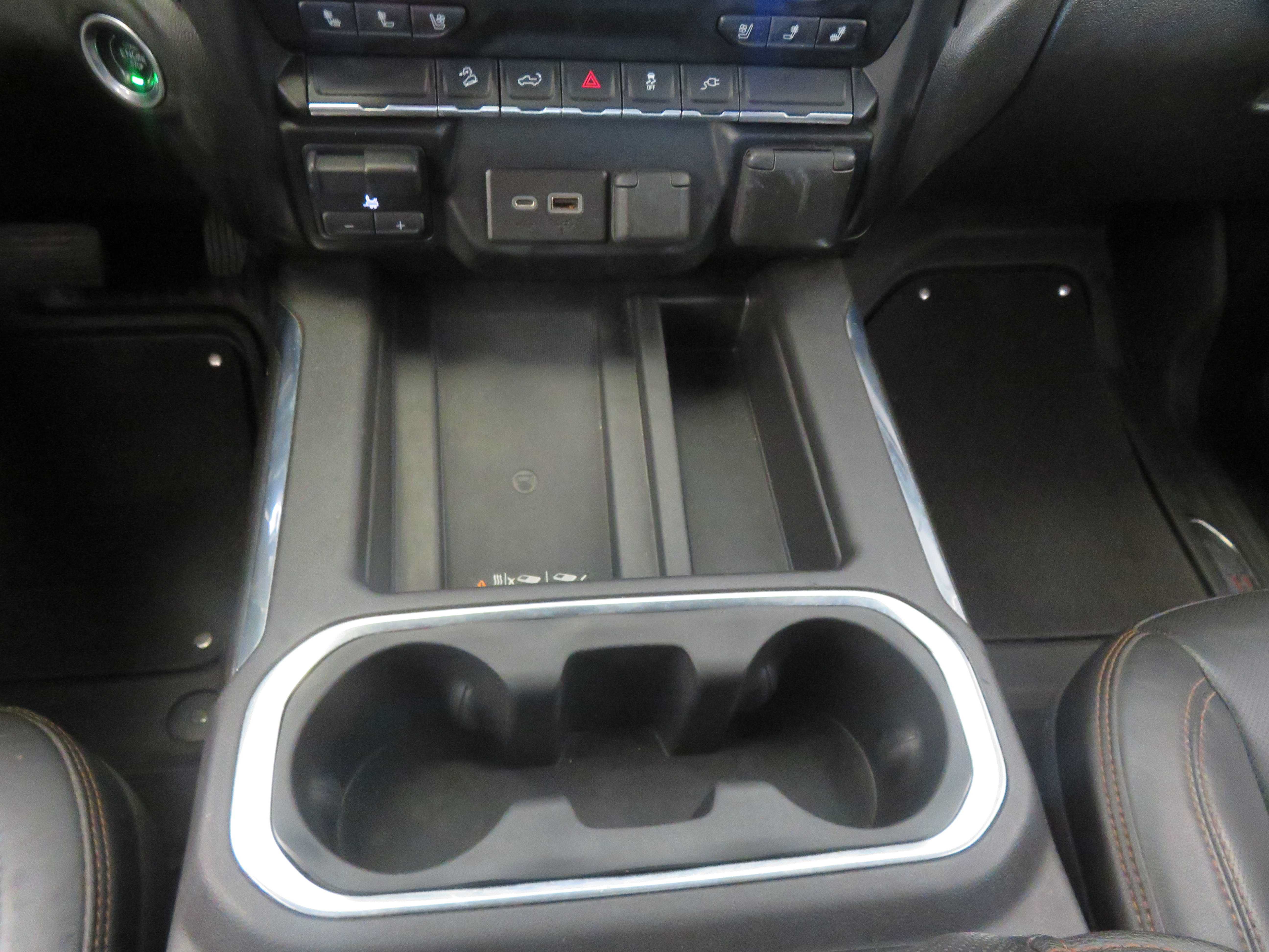 Used 2022 GMC Sierra 1500 AT4 w/ AT4 Preferred Package AWD/4WD image 46