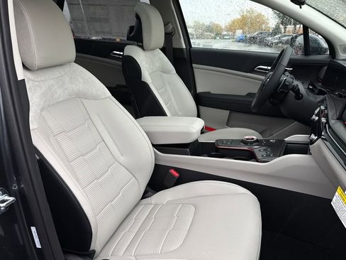 New 2026 Kia Sportage SX Prestige image 11