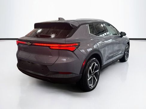 New 2026 Chevrolet Equinox EV LT FWD image 6