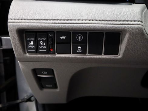 Used 2024 Honda Odyssey EX-L image 22