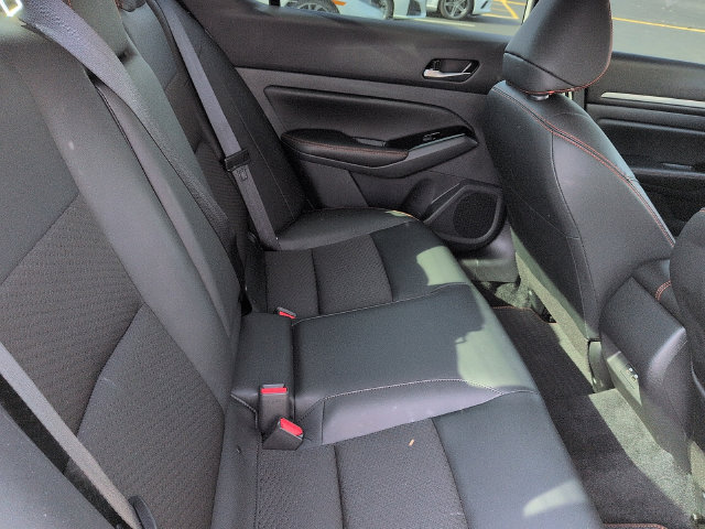 Used 2025 Nissan Altima 2.5 SR AWD/4WD image 11