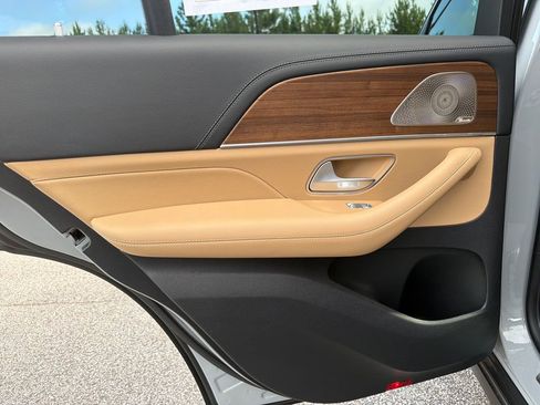 Certified 2024 Mercedes-Benz GLE 350 4MATIC image 30