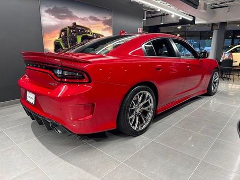 Used 2016 Dodge Charger SRT Hellcat RWD image 2