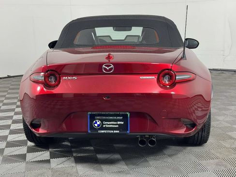 Used 2025 MAZDA MX-5 Miata Grand Touring w/ Weather Package RWD image 9