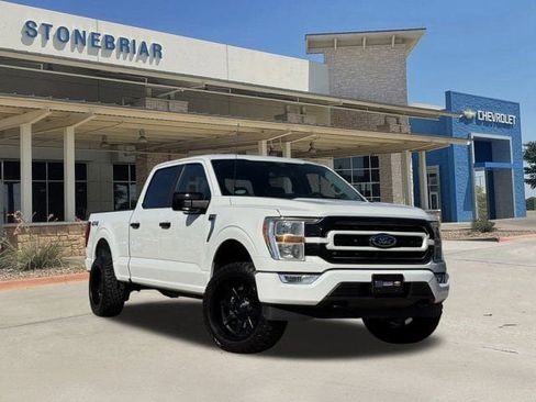 Used 2022 Ford F150 XLT image 2