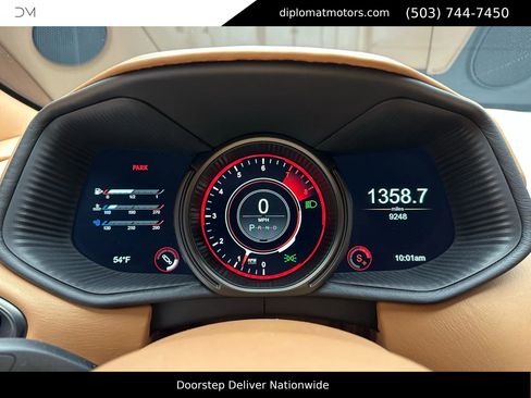 Used 2020 Aston Martin DB11 Coupe 2D image 36