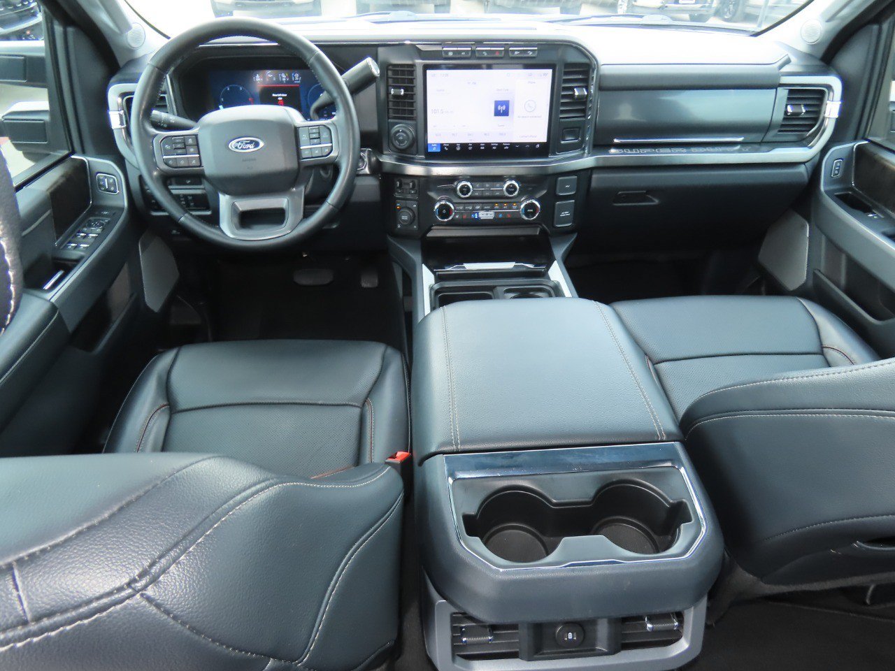 Used 2024 Ford F250 Lariat w/ Lariat Ultimate Package AWD/4WD image 24