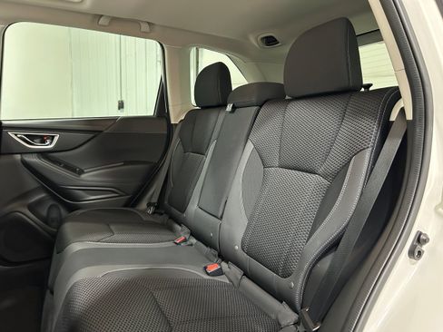Used 2020 Subaru Forester Premium AWD/4WD image 30
