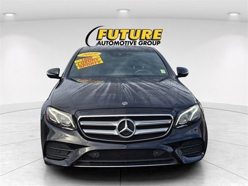 Used 2019 Mercedes-Benz E 300 image 2