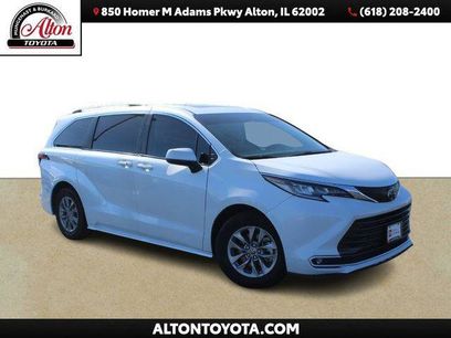 Certified 2022 Toyota Sienna XLE