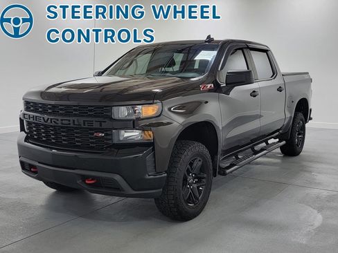 Used 2019 Chevrolet Silverado 1500 Custom Trail Boss w/ Custom Convenience Package AWD/4WD image 4