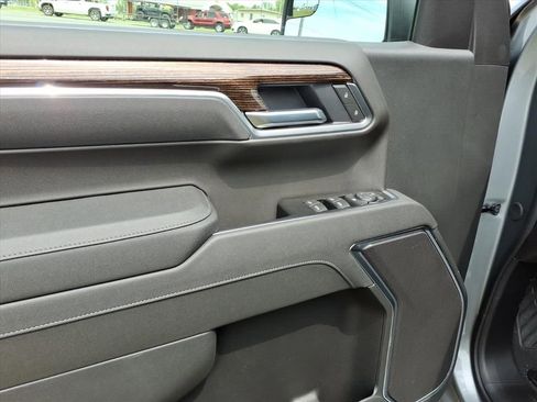 New 2026 GMC Sierra 1500 Elevation image 13