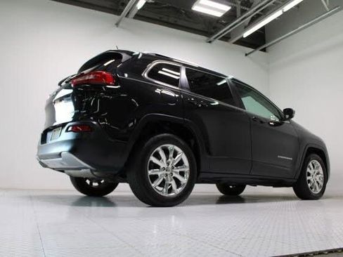 Used 2014 Jeep Cherokee Limited image 17