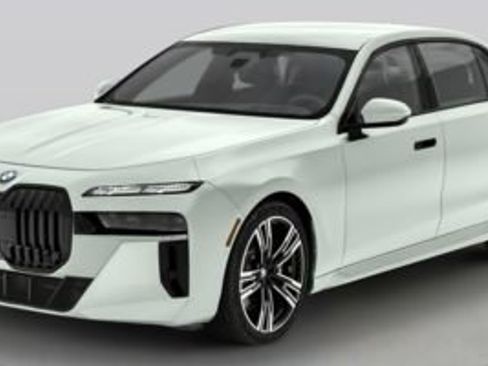 Used 2023 BMW 760i xDrive w/ Executive Package image 1