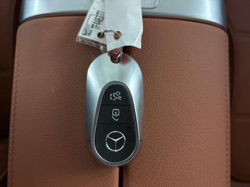 Certified 2026 Mercedes-Benz GLC 300 image 29