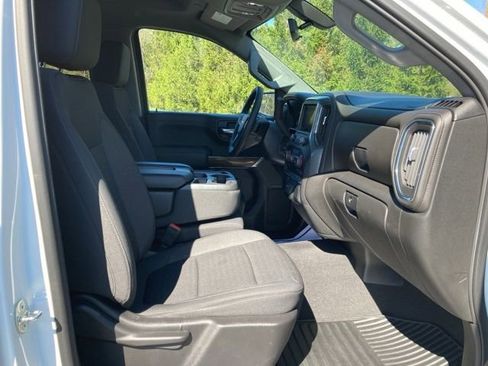 Used 2022 Chevrolet Silverado 1500 LT AWD/4WD image 28