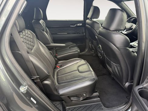 Used 2020 Hyundai Palisade Limited image 18