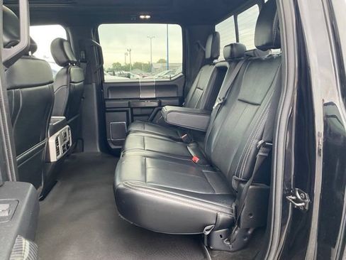 Used 2019 Ford F150 Lariat w/ Equipment Group 502A Luxury AWD/4WD image 16