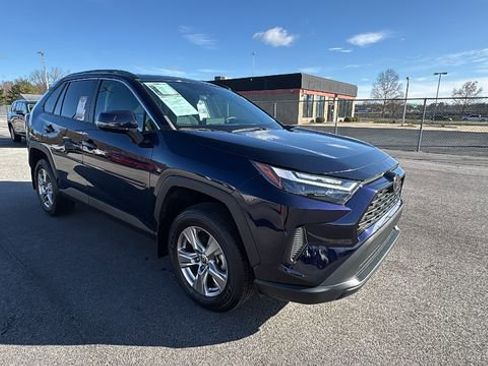 Used 2023 Toyota RAV4 XLE w/ Convenience Package image 7