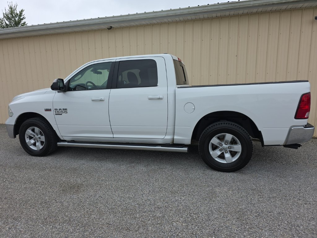 Used 2019 RAM 1500 Classic SLT AWD/4WD image 8