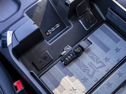 New 2025 Chevrolet Silverado 1500 RST image 29