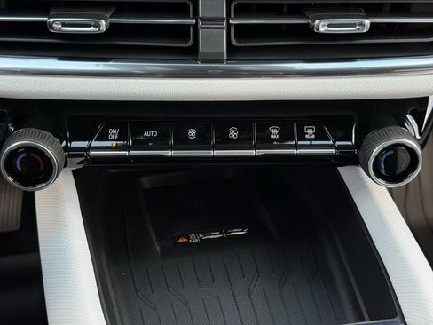 New 2026 Chevrolet Equinox EV LT image 14