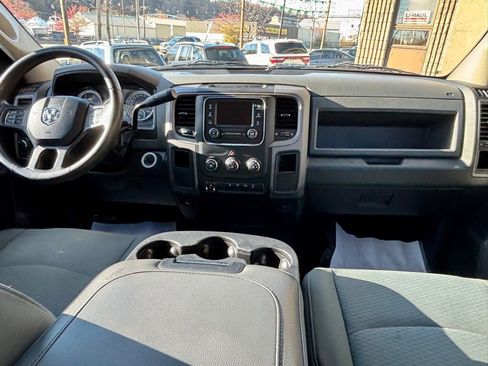 Used 2016 RAM 2500 Tradesman w/ Chrome Appearance Group image 6