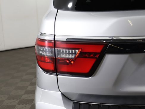 Used 2023 Nissan Armada SL image 18