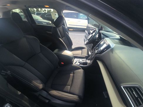 Used 2022 Subaru Ascent Premium AWD/4WD image 16