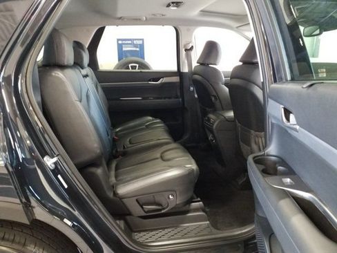 Used 2022 Hyundai Palisade SEL w/ 8P Bench Seat Package AWD/4WD image 15