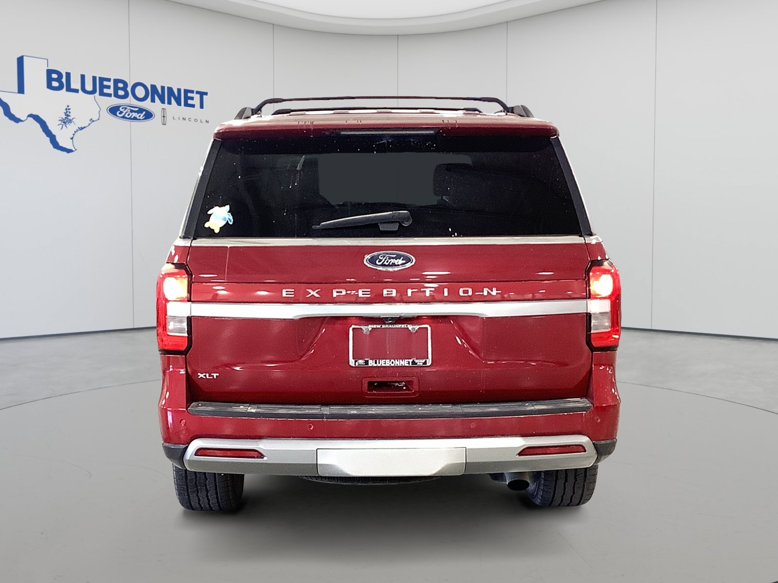 Used 2022 Ford Expedition XLT RWD image 5