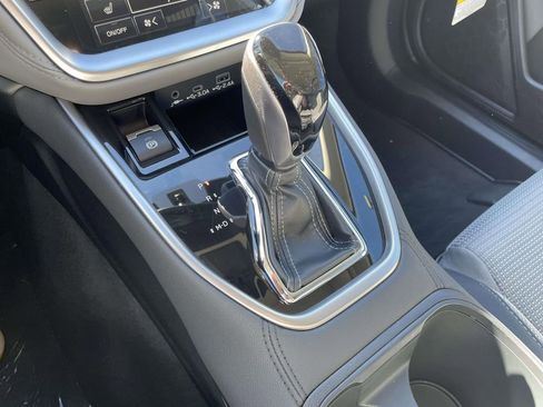 Certified 2025 Subaru Outback Premium w/ Popular Package #1A image 25