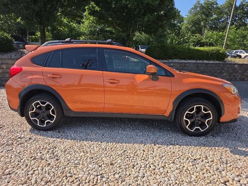 Used 2014 Subaru Crosstrek 2.0i Premium AWD/4WD image 10