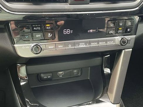 New 2026 Kia Seltos S FWD image 34