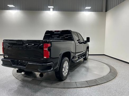 Used 2025 Chevrolet Silverado 2500 High Country w/ Z71 Off-Road Package AWD/4WD image 7
