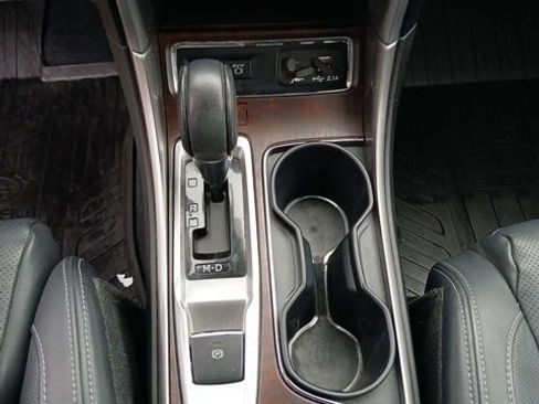 Used 2021 Subaru Ascent Touring w/ Popular Package #2A image 22