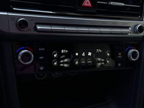 Used 2024 Genesis G70 3.3T Advanced w/ Sport Prestige Package image 21