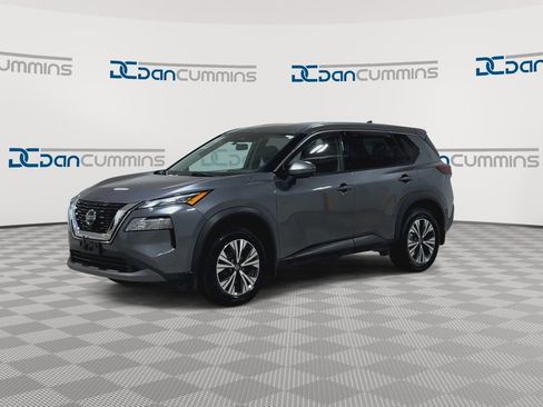 Used 2021 Nissan Rogue SV image 5