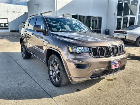 Used 2021 Jeep Grand Cherokee 80th Anniversary w/ Quick Order Package 28K 80th image 4