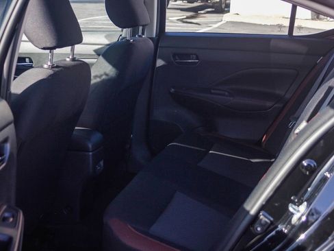 New 2025 Nissan Versa SR w/ Trunk Package image 19