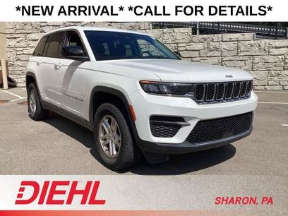 Used 2022 Jeep Grand Cherokee Laredo w/ Luxury Tech Group I