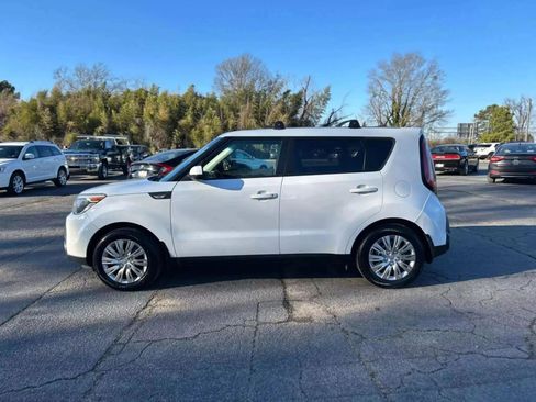 Used 2014 Kia Soul image 9